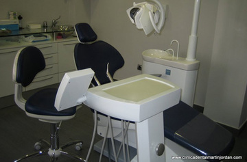 Odontología general, cirugía e implantes